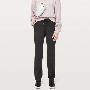 Lululemon Tall Black On the Fly Pants